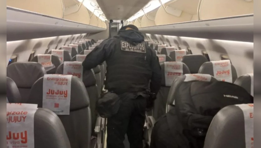 Comodoro Rivadavia: Evacuaron un avión con 60 pasajeros por una amenaza de bomba