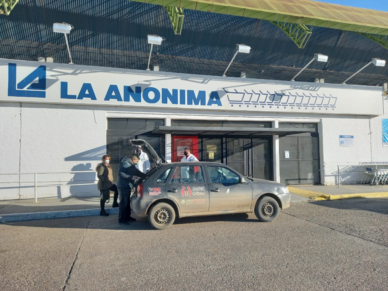 Cierran la sucursal 32 de La Anónima  por un caso positivo de Covid-19