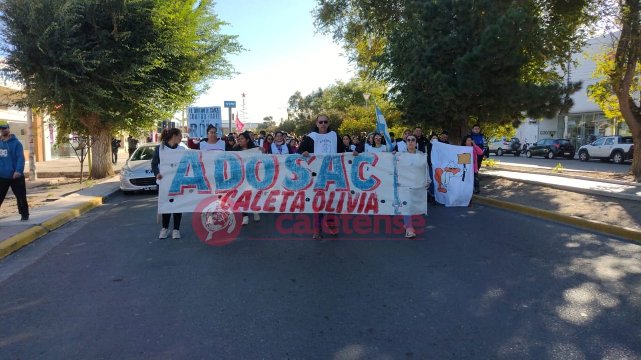 El congreso de ADOSAC determinó 48 horas de paro para el jueves y viernes