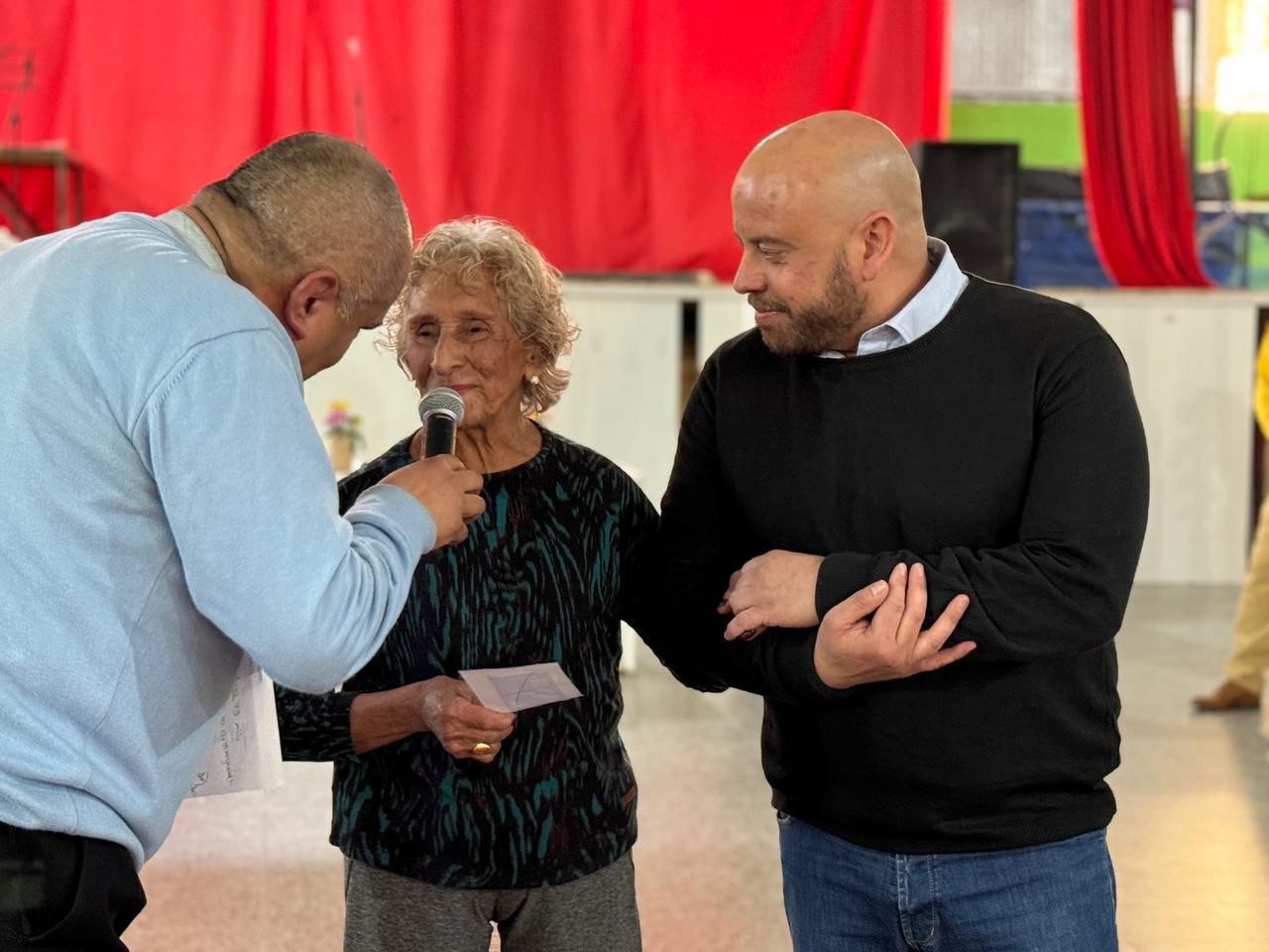 Carlos Aparicio: “Sigamos trabajando por muchas conquistas más