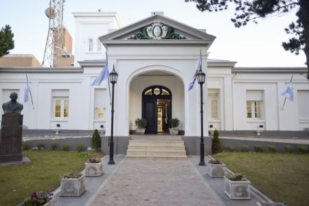 El Ejecutivo reunió a los principales bloques por el llamado a extraordinarias