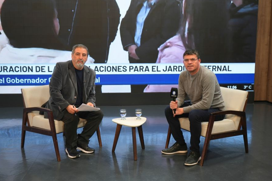  Uribe: 