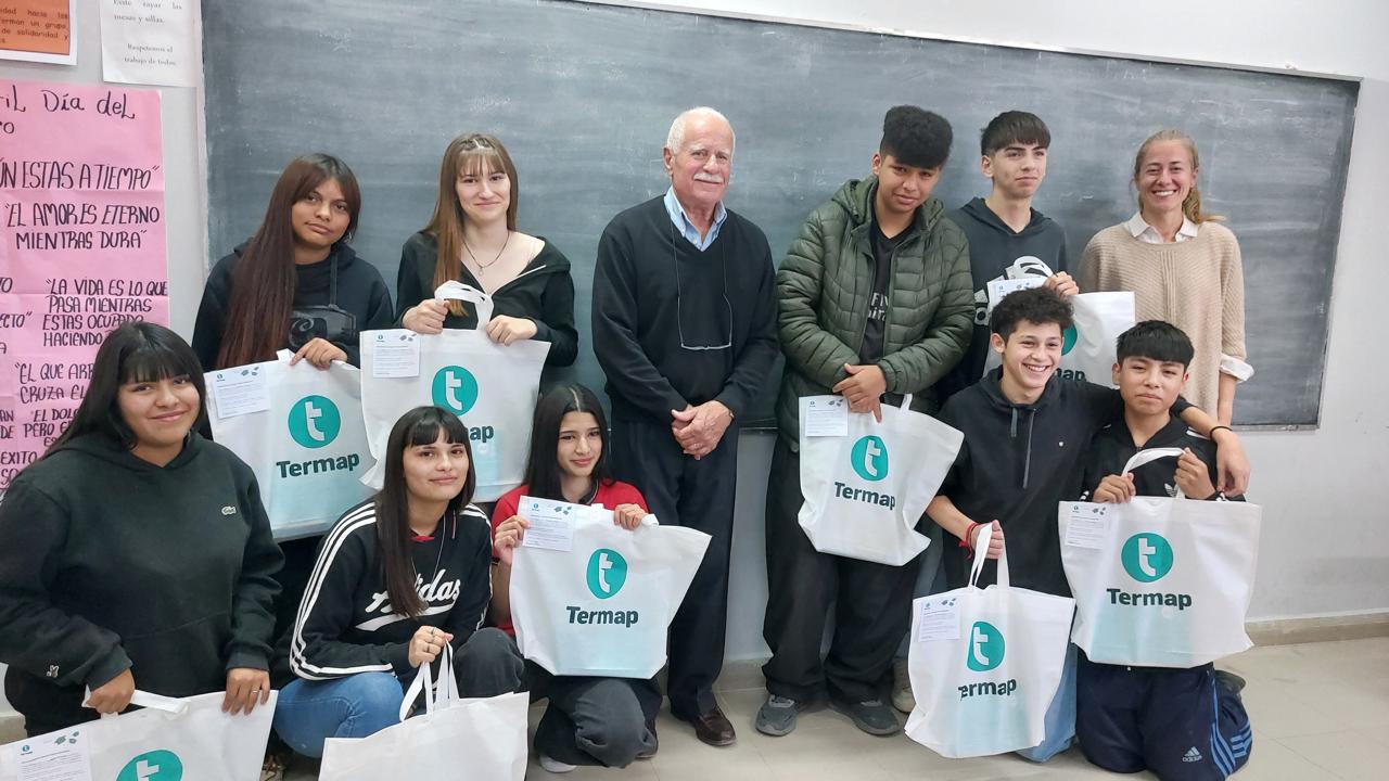 Termap y Fundación Cimientos amplían el cupo de becados en Caleta Olivia