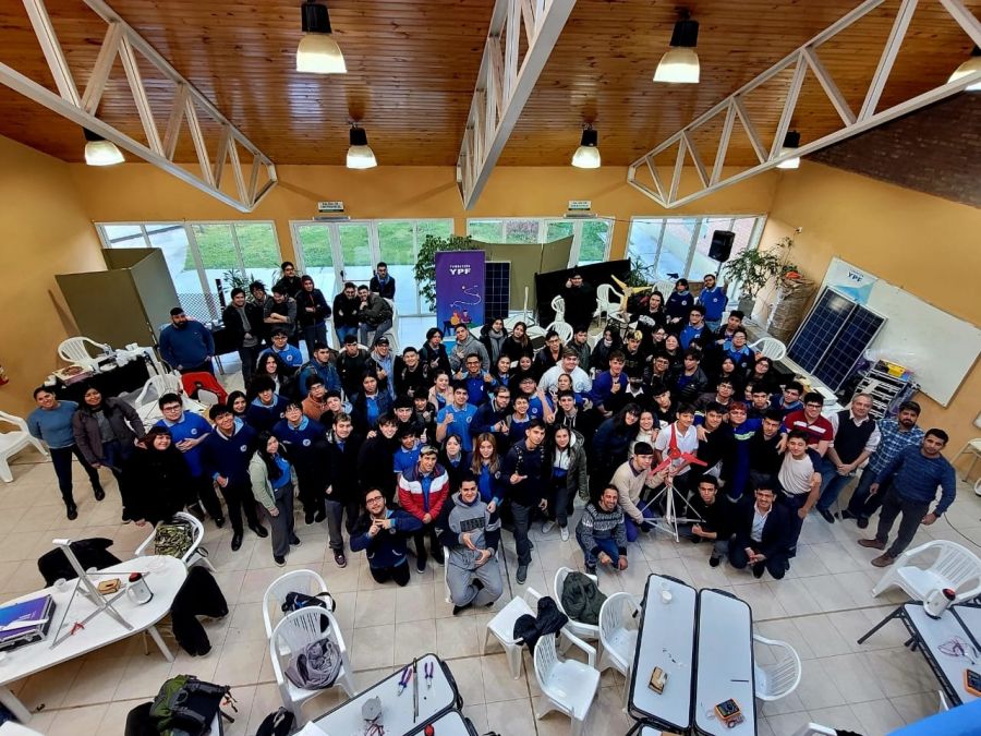 Más de 120 estudiantes técnicos llevaron adelante prácticas vinculadas a la energía renovable