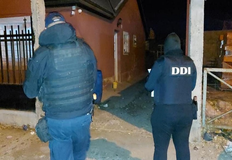Ayer en la madrugada la DDI Caleta Olivia realizó cuatro allanamientos en distintos barrios de la ciudad
