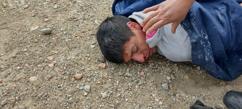 Robo frustrado gracias al accionar de los vecinos: el delincuente robo un televisor, lo tiro en la vereda, le pegaron con una pala y finalmente la policía lo interceptó 
