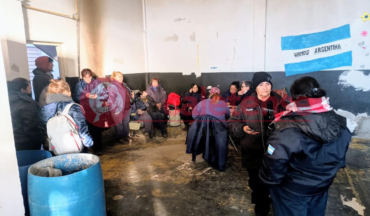 Trabajadores municipales de Espacios Verdes demanda mejoras laborales y salariales