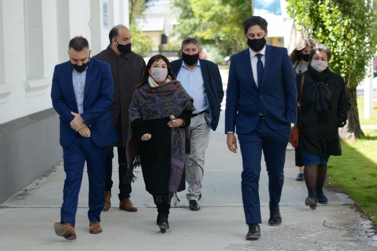 El guanaco en Santa Cruz: entre el desafío ambiental y su potencial nutricional