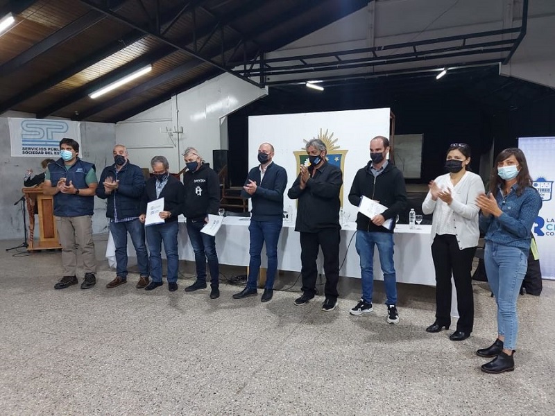  Servicios Públicos realizó la apertura de sobres para obras de agua potable en Río Turbio