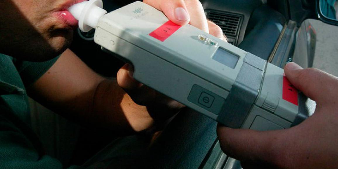 Elevarían multas: El fin de semana de Pascuas secuestraron más de 50 vehículos por alcoholemia positiva