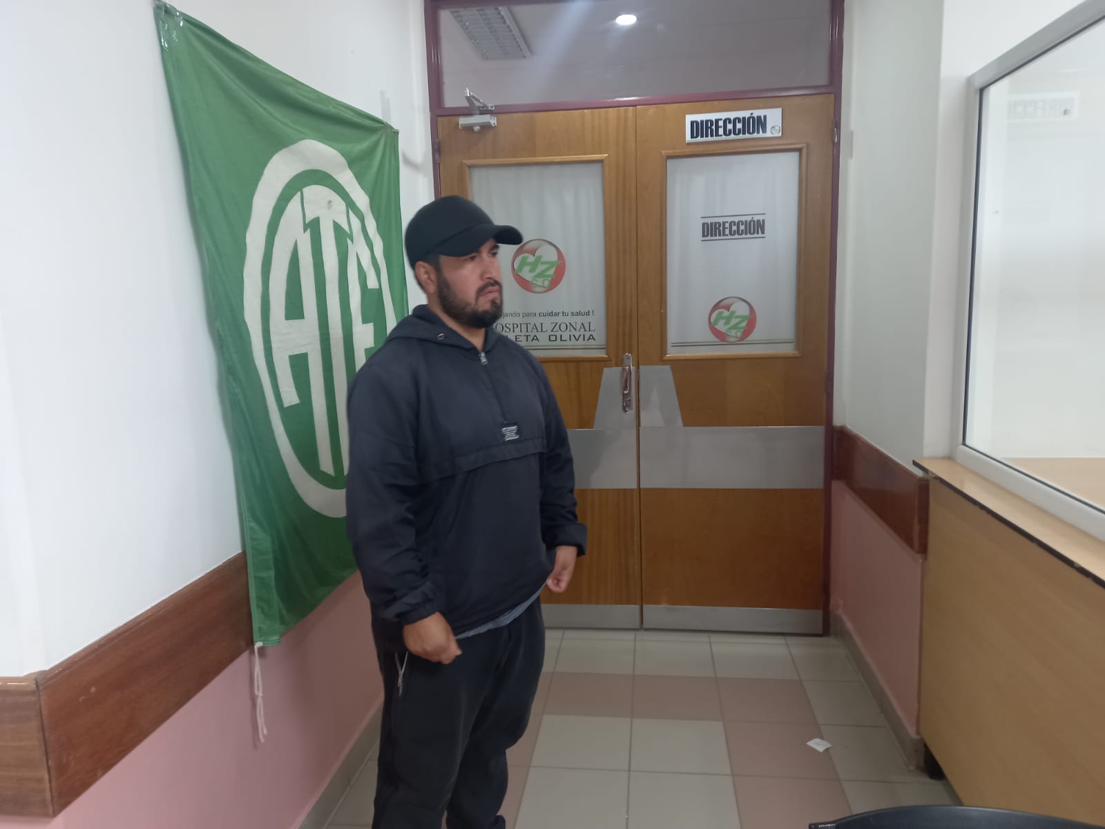 Aparicio impulsa frenar cortes de servicios y boleto gratuito para jubilados