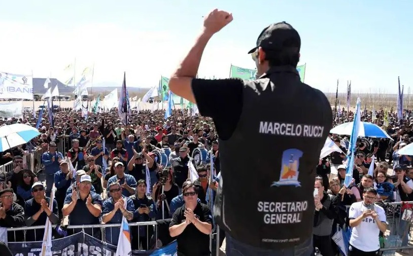 En alerta por despidos en Vaca Muerta, los petroleros van al paro por 48 horas