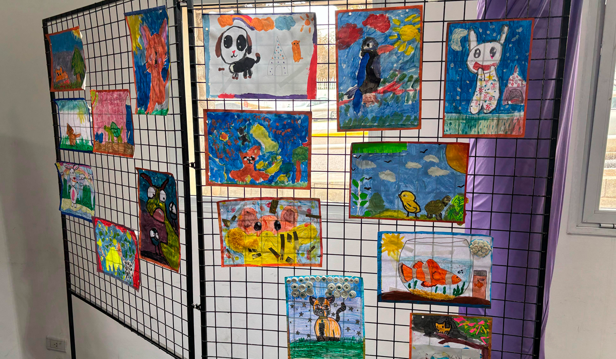 Invitan a recorrer la Expo Arte «Mi Mascota a Colores»