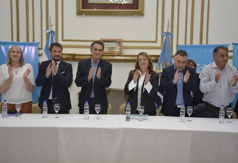 Katapodis presento el Plan Nacional Argentina Hace en Santa Cruz