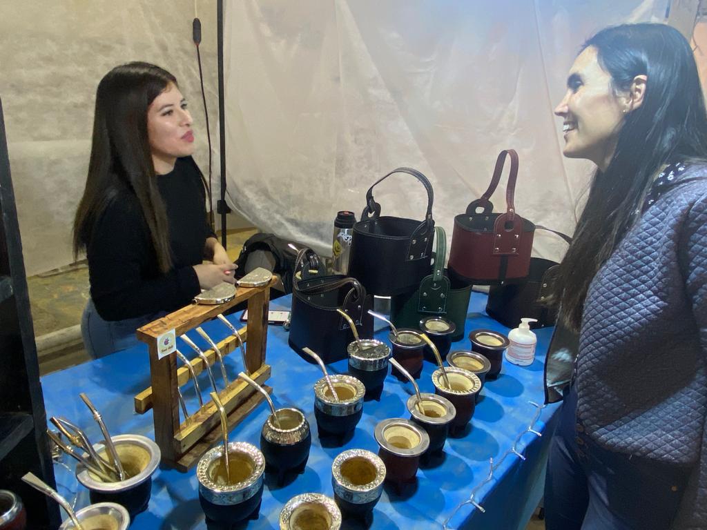 El guanaco en Santa Cruz: entre el desafío ambiental y su potencial nutricional