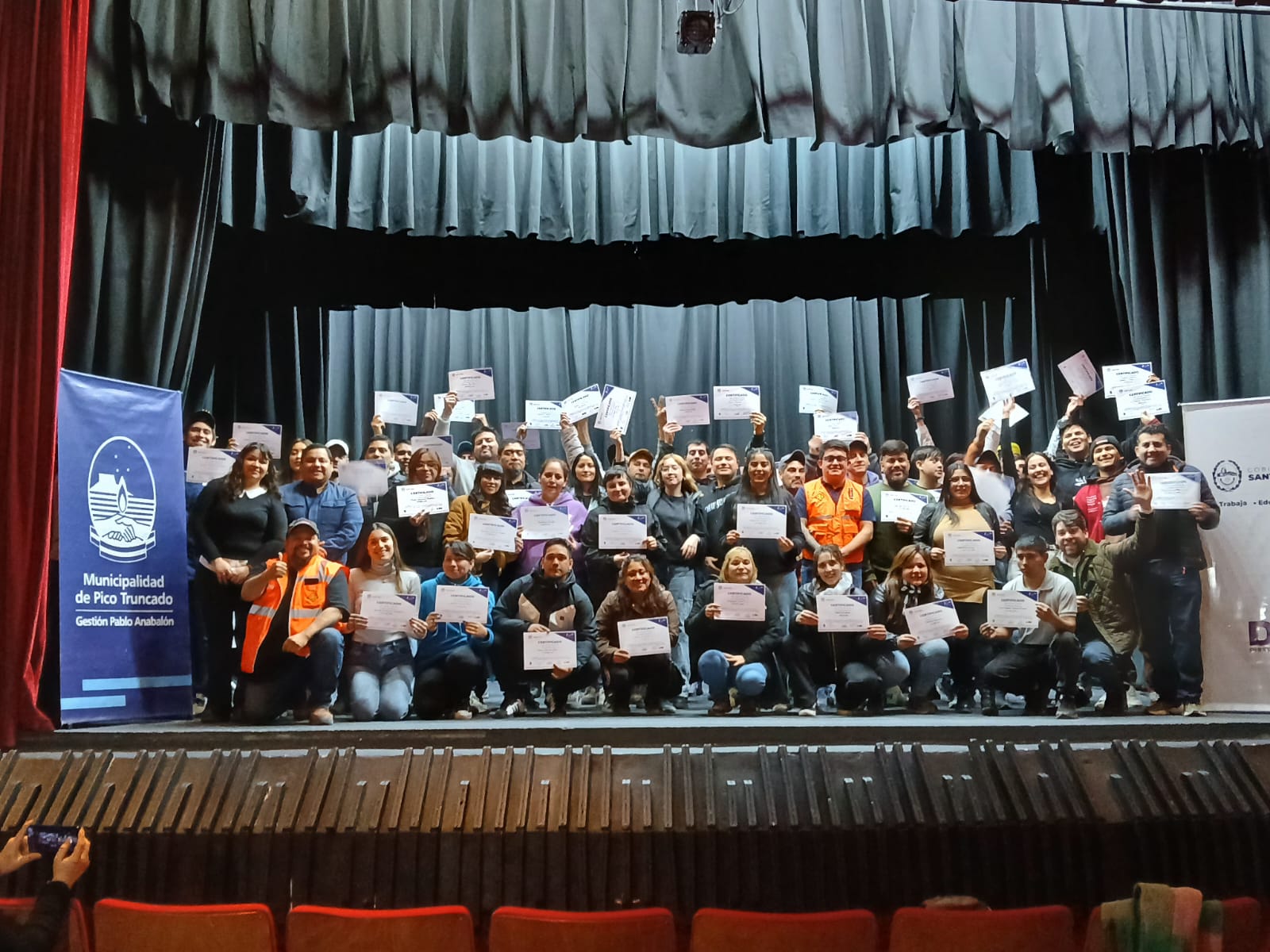 Más de 1.600 santacruceños se capacitaron en maquinaria pesada