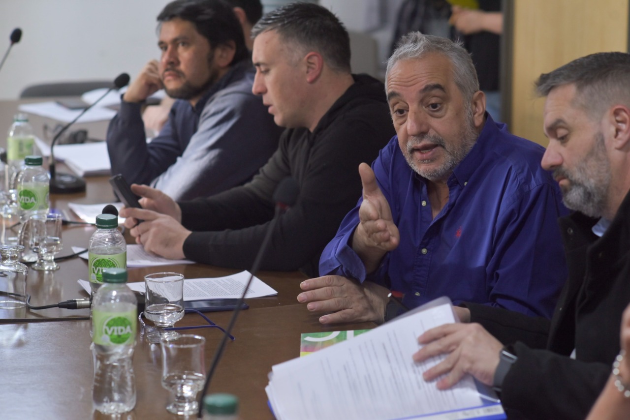 Educación convocó a legisladores para ampliar la información sobre Mantenimiento Escolar