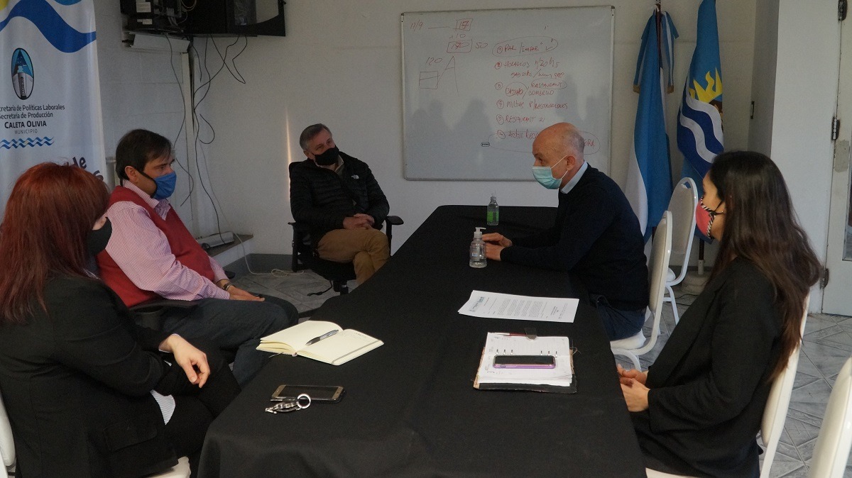 COE Caletense: nuevas medidas para limitar la circulación por el brote de Covid-19