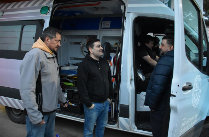 Avanzan las tareas de mantenimiento de equipos y antenas en hospitales de Santa Cruz