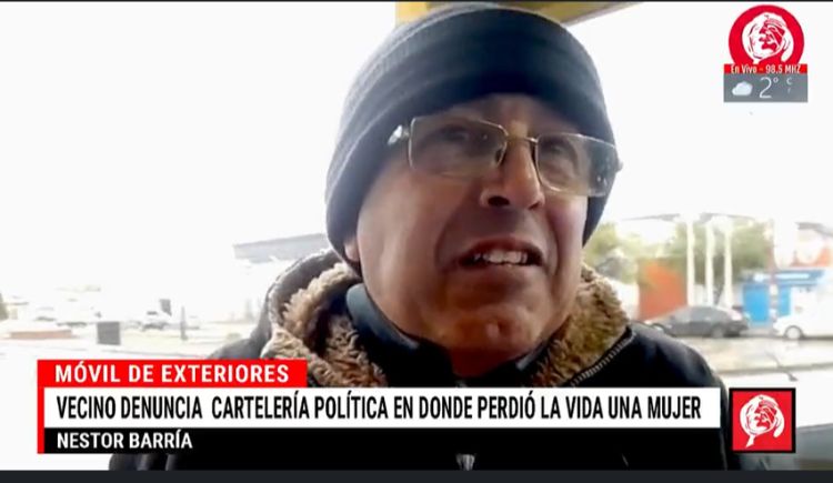 Vecinos del barrio General Paz reclaman cartelería para reducir la velocidad y les colocan carteles políticos 