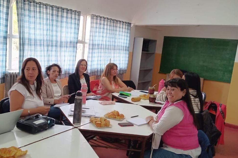 Supervisores y directivos se reunen para trabajar sobre el Plan Provincial de Educación