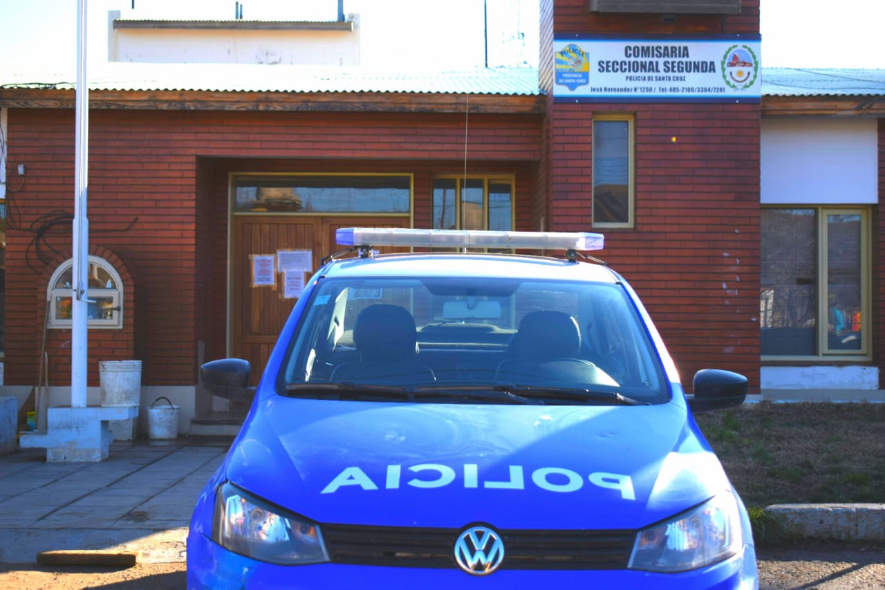 Robaron 250 mil pesos en herramientas y autopartes de un taller de Caleta Olivia  