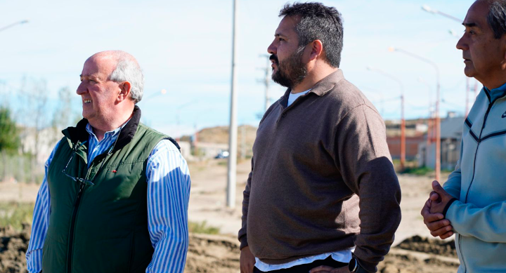 Avanza la habilitación de la red de agua potable para el barrio Hípico