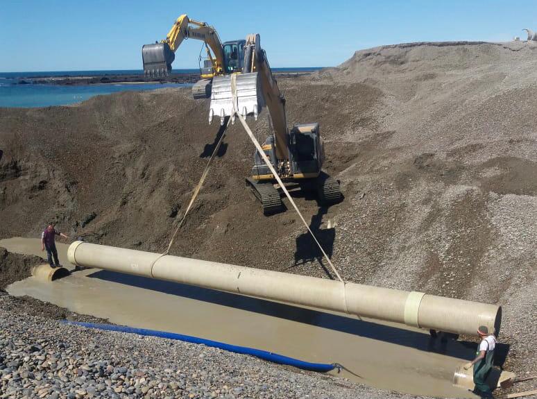 Trabajarán esta noche en la reparación de la toma de agua y evalúan dos alternativas para proteger el caño