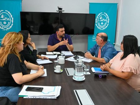 Mesa de trabajo entre el Gobierno y la Asociación de Enfermedades Poco Frecuentes