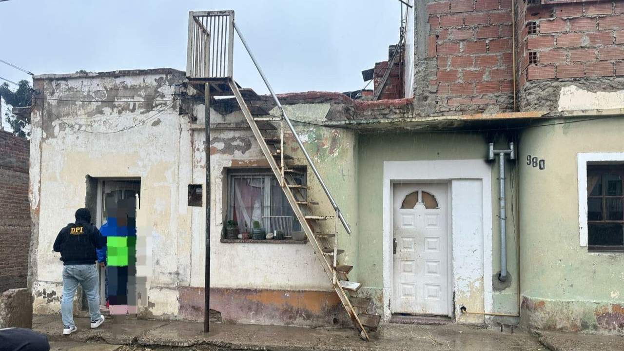 Allanamiento en Comodoro por robo agravado: recuperan objetos robados