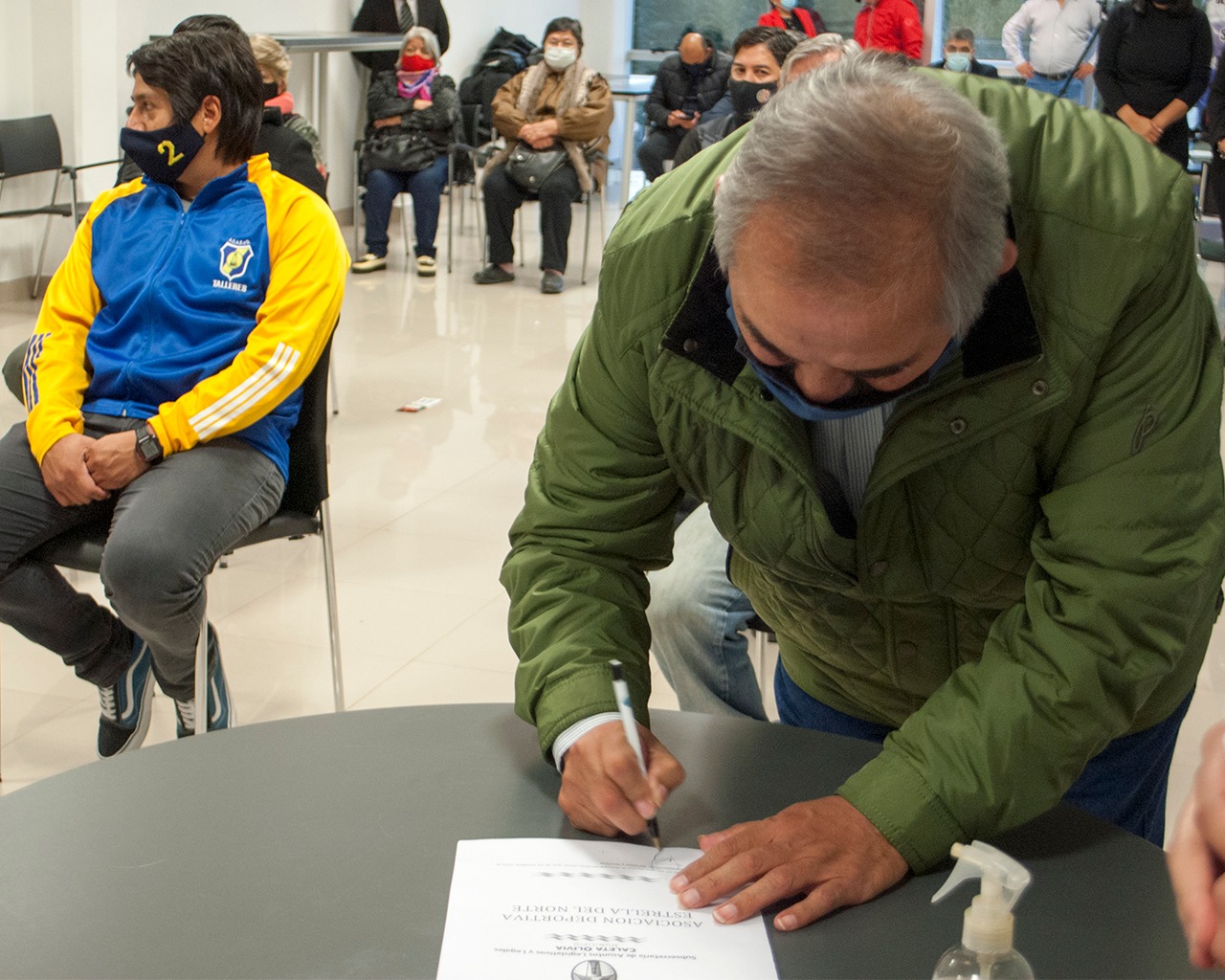 El guanaco en Santa Cruz: entre el desafío ambiental y su potencial nutricional