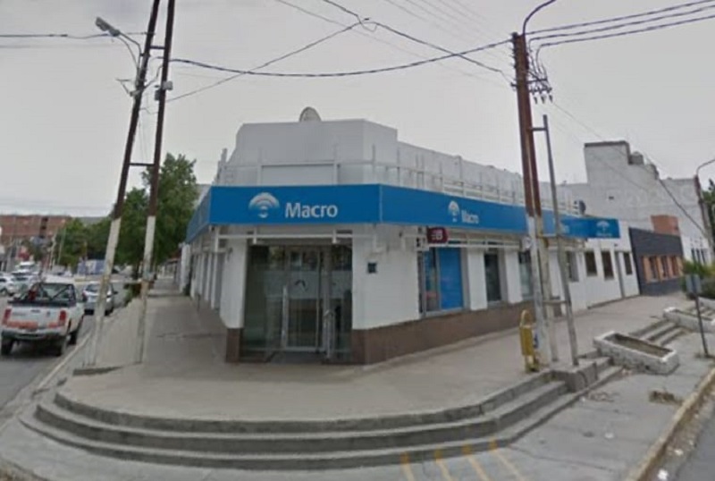 En Caleta Olivia: cierran Banco Macro por 48 horas por casos sospechosos