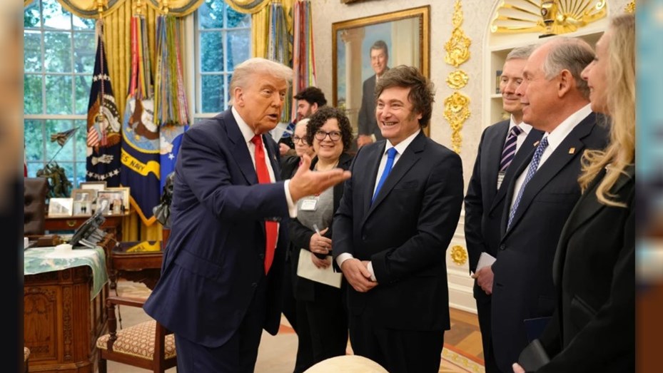 Legisladores estadounidenses se oponen a la ayuda financiera de Trump a la Argentina