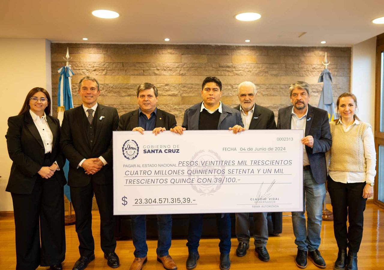 Leguizamón: “El pago de la deuda permitió ahorrarle 13 mil millones de pesos a los santacruceños”