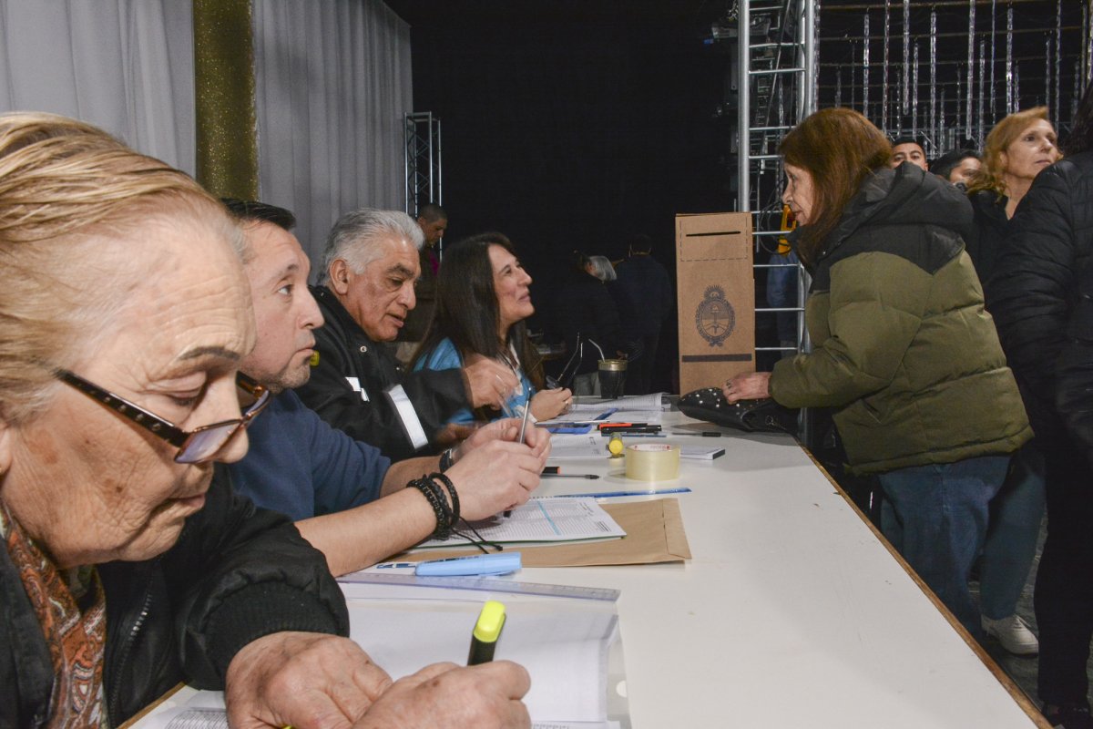 Tras ser absuelta, la docente acusada en Trelew busca recuperar su vida después de dos años