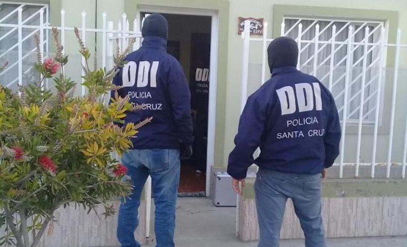 Insólito: Dejó que un amigo invitara gente a su casa y terminaron robándole sus pertenencias