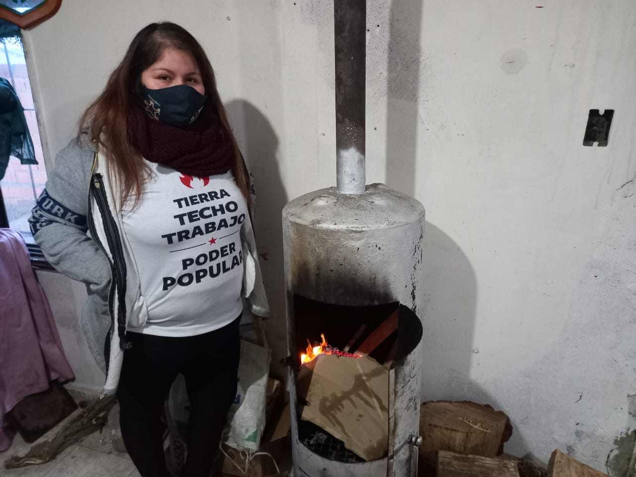 Estado ausente: en el Bº esperanza viven sin gas, con frio y con estufas con riesgo de electrocución 