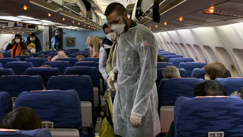 Bajaron a los pasajeros de un avión en Comodoro por un caso sospechoso de coronavirus