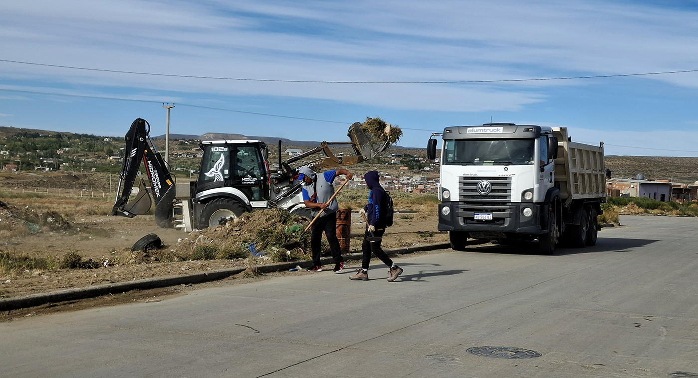 Inició el gran operativo de limpieza en el barrio Rotary 23