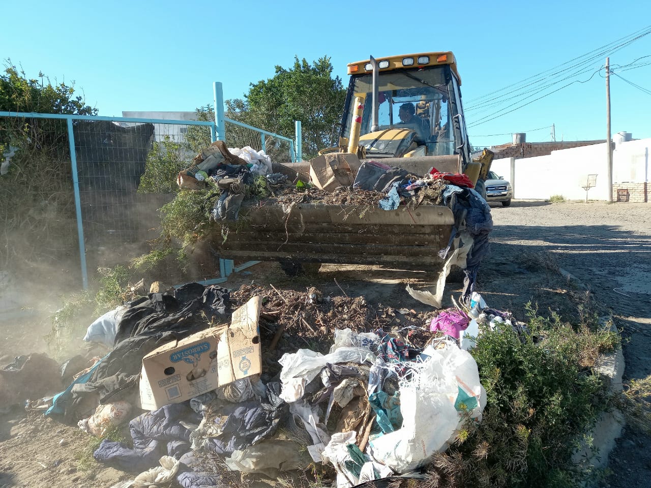 Dio positivo en alcoholemia, circulaba sin patente y terminó detenido