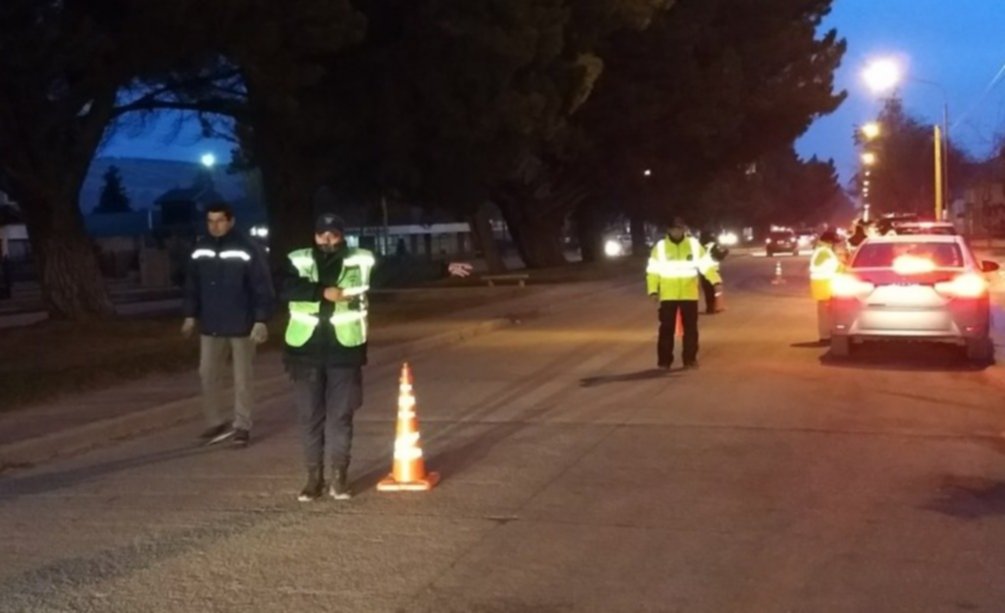 Chubut planea restricciones nocturnas ante la segunda ola de coronavirus