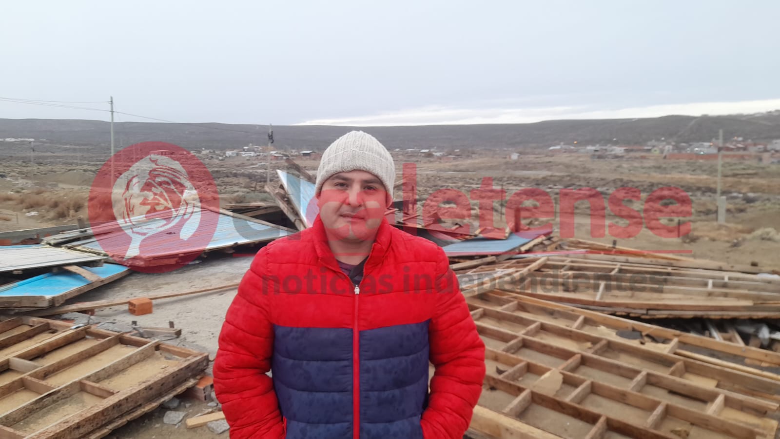 El viento voló su vivienda llevándose parte de sus sueños y pide ayuda para recomenzar