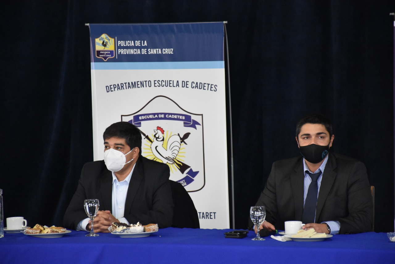 Dan detalles sobre el plan de vacunación a las fuerzas de seguridad federales y provinciales
