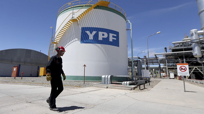 Canje de deuda de YPF: grupo de tenedores de bonos apoya la propuesta de la compañía