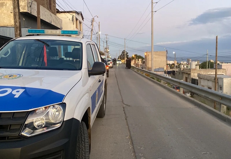 Tiroteo en Comodoro: un hombre recibió un disparo en la cabeza en el barrio Jorge Newbery