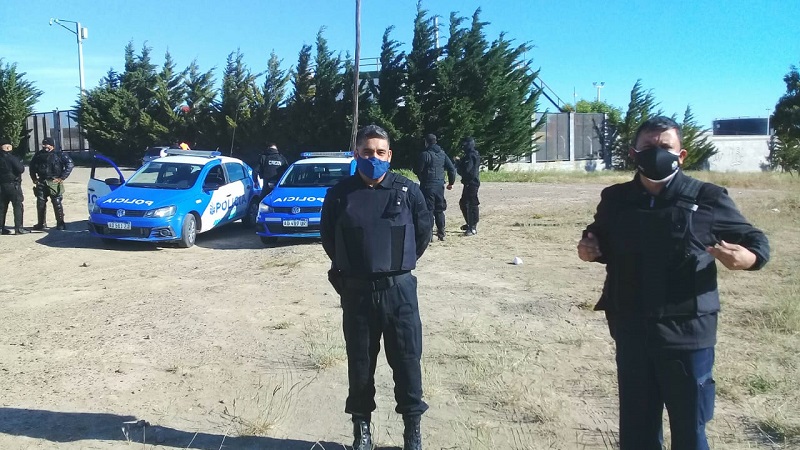 La Justicia Federal imputó a los manifestantes que cortaron la ruta ayer: policia impide corte este miercoles
