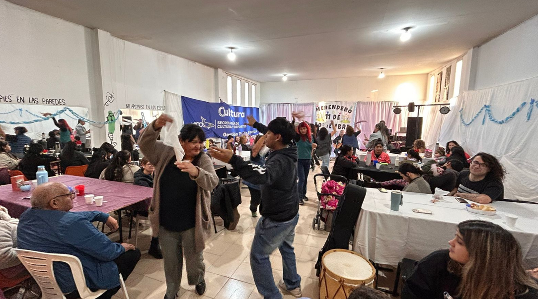Con música y tradición, celebraron el Día del Trabajador en el barrio Rotary 23