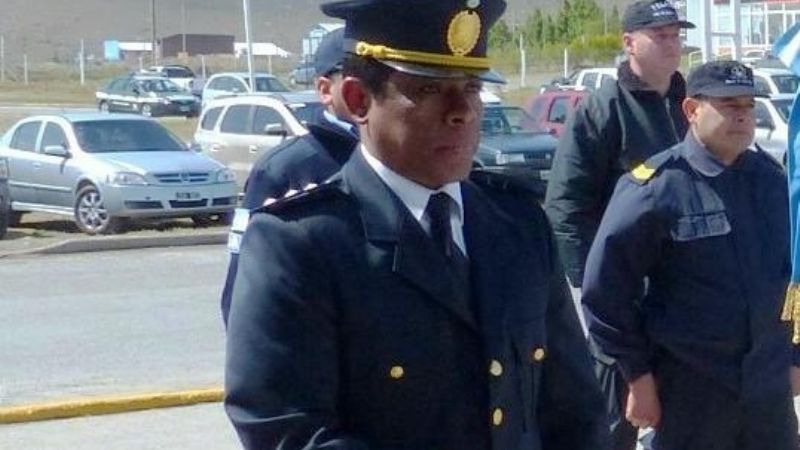Consternación en El Calafate por la sorpresiva muerte del Comisario Claudio Pereyra en su lugar de trabajo