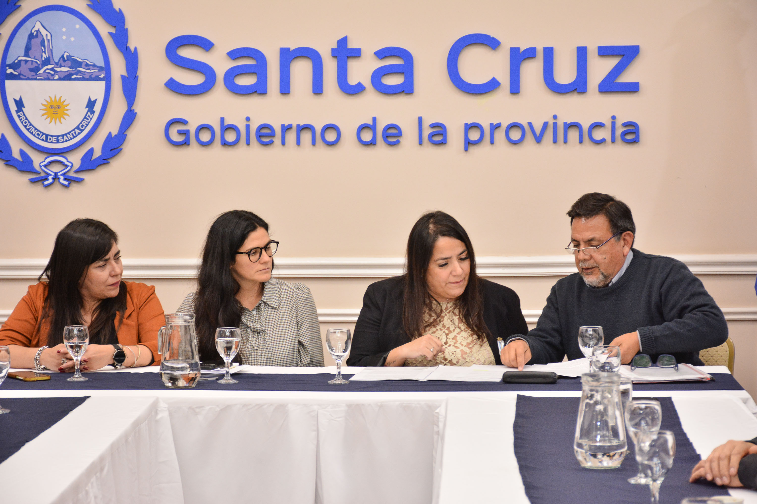 Santa Cruz renovó convenios del PAINA para fortalecer las políticas de niñez