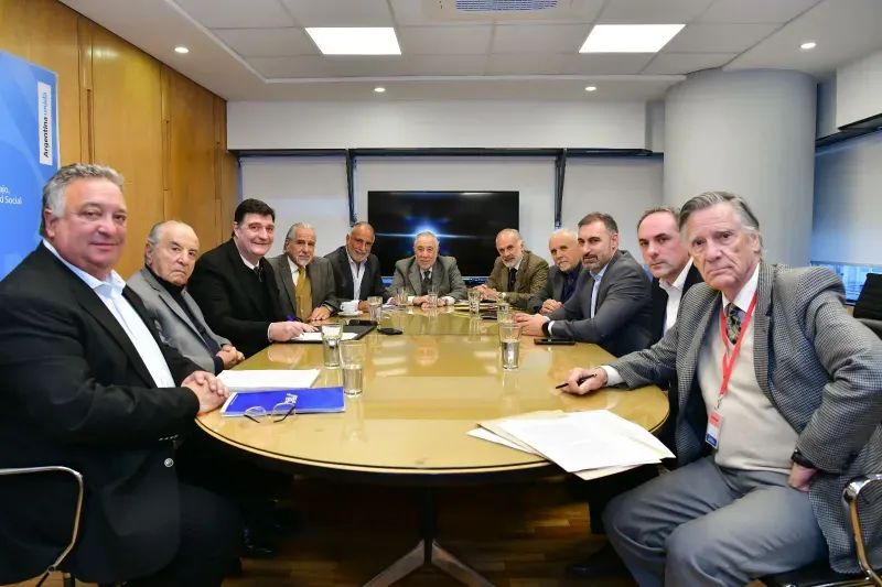   Se acordó un aumento no remunerativo de 5,4% a abonarse en tres tramos.